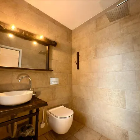 فندق Arthotel Oscar I *