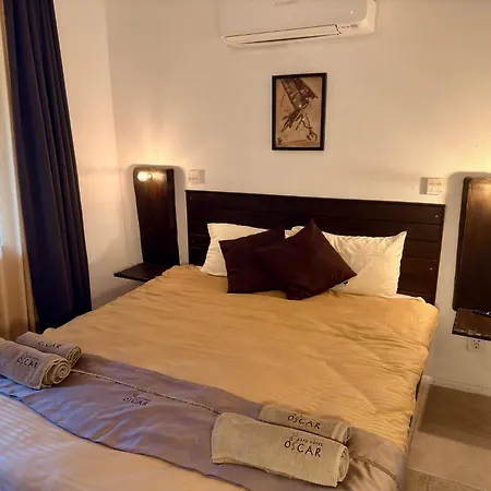 Arthotel Oscar I فندق سوزوبول